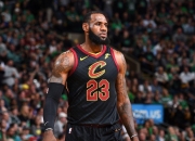 雷速体育-詹姆斯关键节点突破纪录，加拿大队带队取胜！的简单介绍